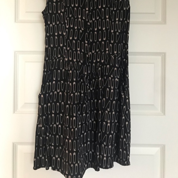 H&M dress - Picture 2 of 2